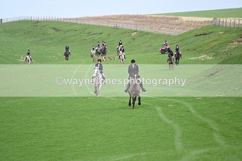 WJ6_9223 - Line Three