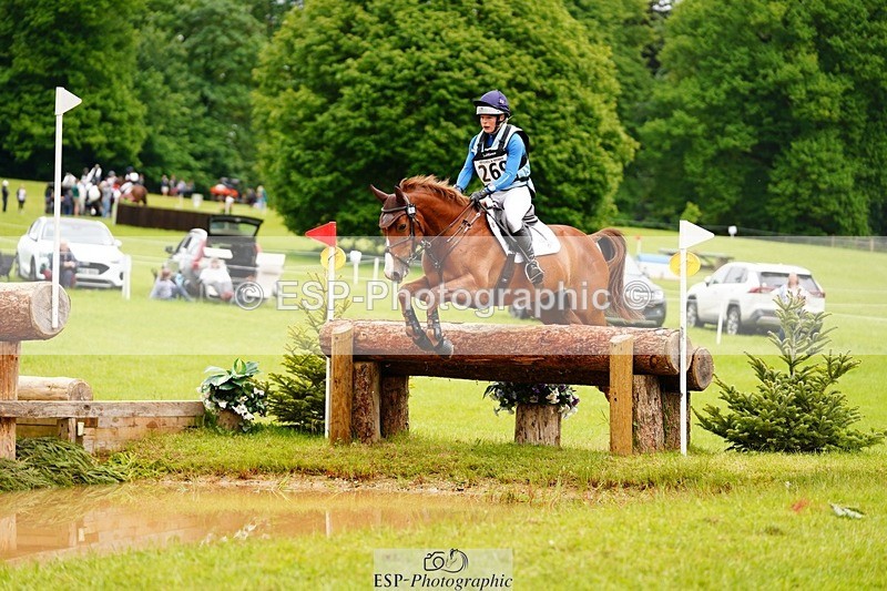 240525-164926-18888 - 269-EMERALD_KATIE-Isabelle_Cook