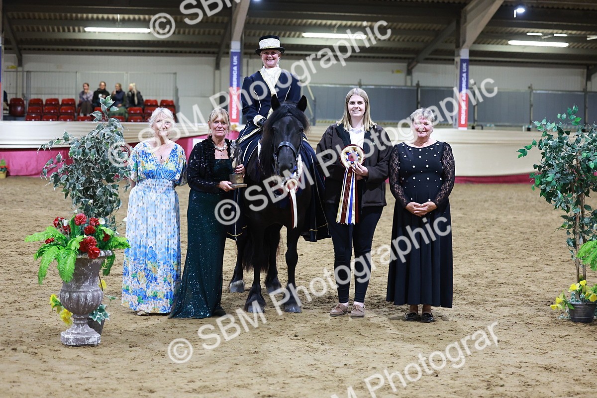 SBM_21463 - Class U - Costume Confour Champ