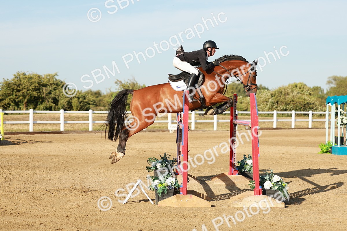 SBM_008868 - Class 6 - National 1.30m 1.40m Open Handicap