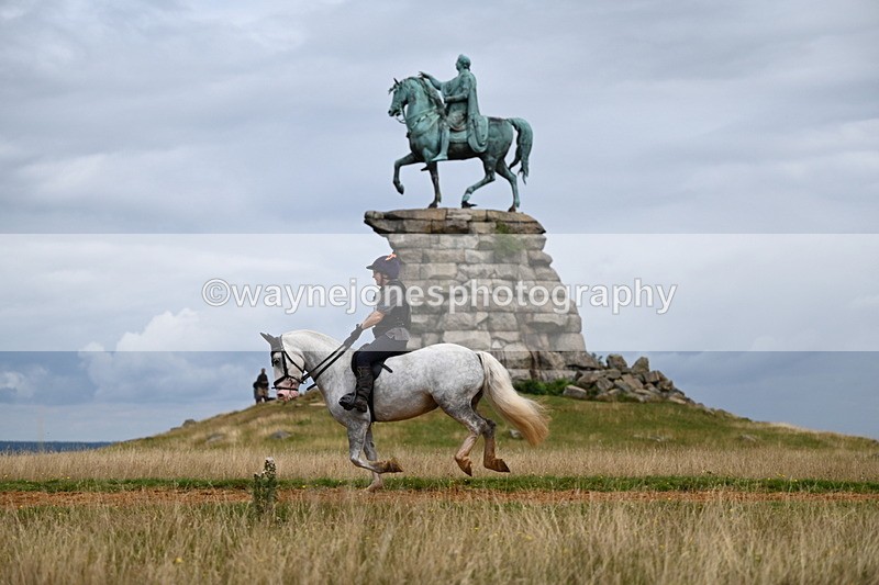 DSC_6019 - Time at Statue 12:17 to 12:44