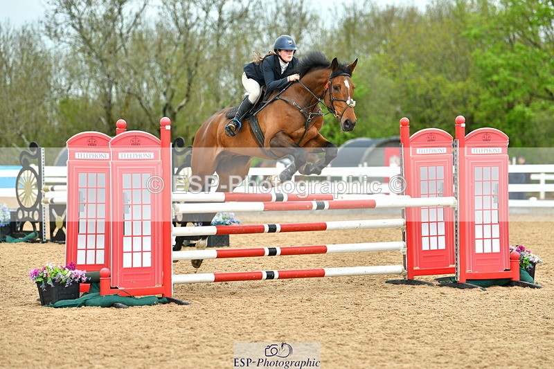 230507A-122705-07755 - Cls 42 95cm Amateur Quali