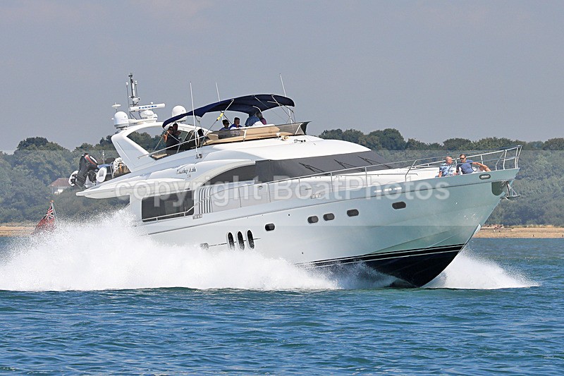 180715 LUCKY ASH - SUNSEEKER 23M 1Y3A2270 - Flybridge Cruisers