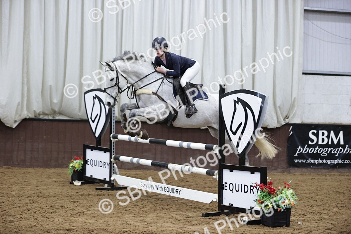 SBM_000823 - Class 3 - Nupafeed Supplements Senior Discovery/ 1m Open