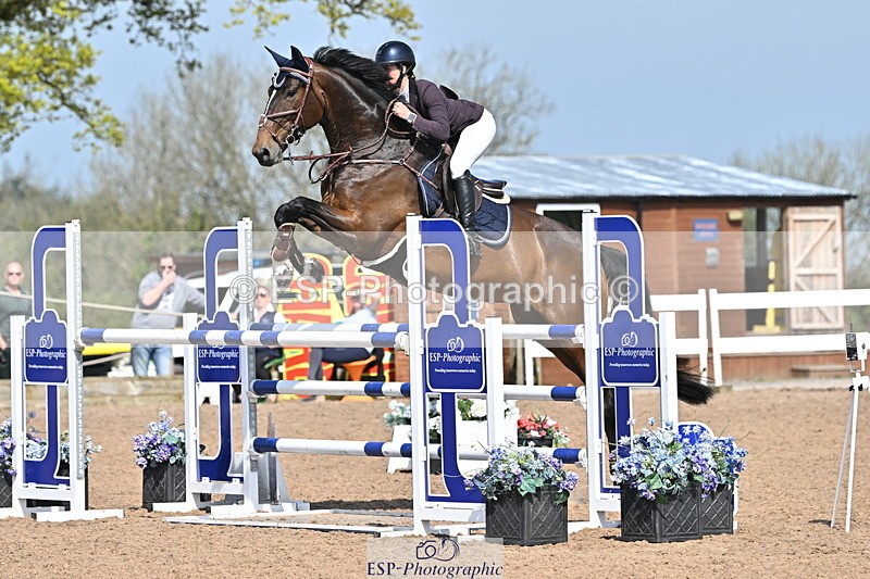 240509A-103113-00897 - Cls 8 Foxhunter