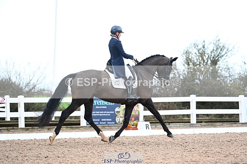 240218A-104635-06068 - 160-Abbie.Newbury-Seagry.Firstamour