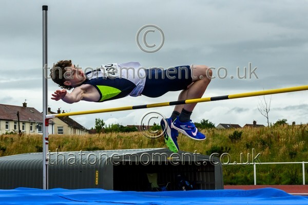 ComMast25-911219 - Field Male Set Two