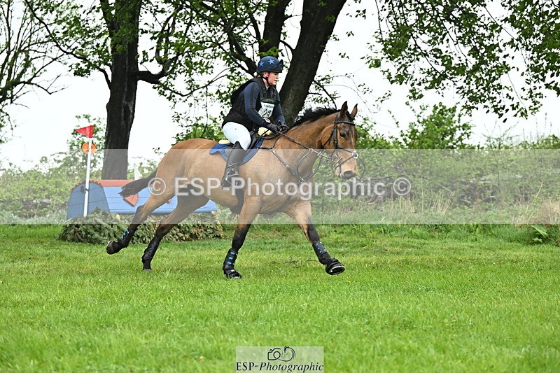 250418-101048-01339 - 029-Harriet.Birkby-CBH.CLOVER.LINING