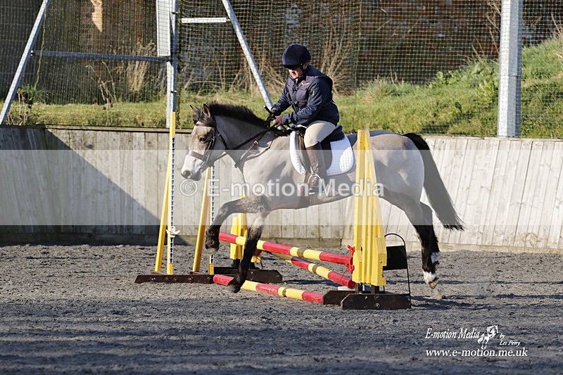 _EST0044 - Bourne Valley Riding Club Winter Showjumping 27/03/22