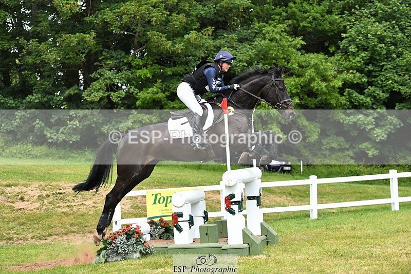 230528-144749-17897 - 482-BROOKFIELD_CAVALIER_CRUISE-Piggy_March-XC