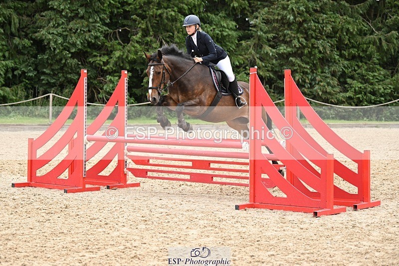 240704-110011-00779 - Cls 6 British Novice and 90cm Open