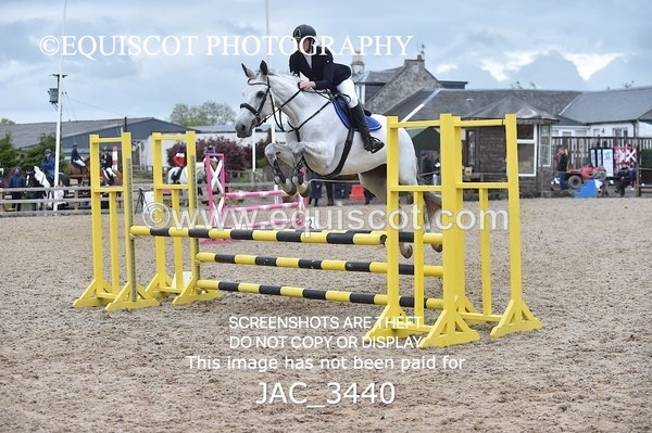 JAC_3440 - CLASS 4 Senior BritiNovice/ 90cm Open