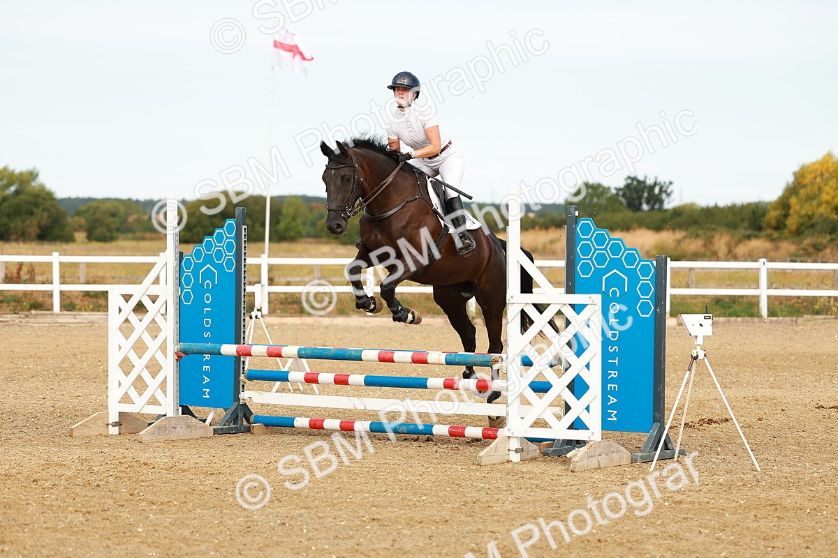 SBM_002438 - Class 9 - Senior British Novice - 90cm