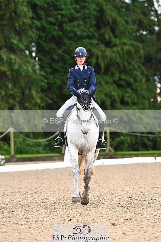 231021-091322-12483 - 222-CLASS.JACKPOT-Anna.Singer-DR