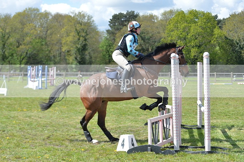 NGP_8631 - Rider numbers 114,101 to 106