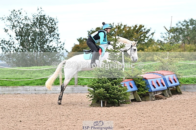 241012A-102433-00227 - 70cm