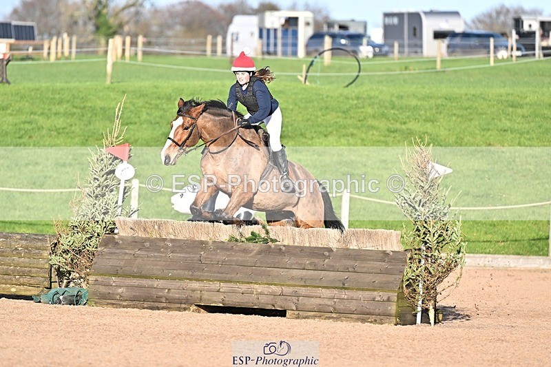 251213-133714-00531 - Cls 2 90cm