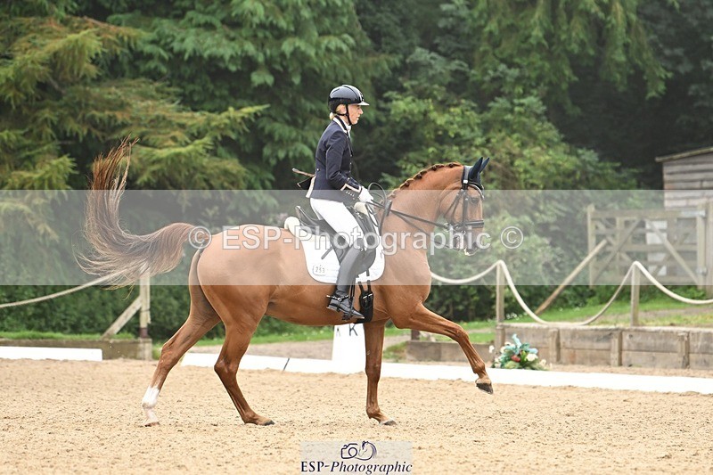 240811-114449-05588 - 253-Pauline.Jaggs-Emilio.Onneke