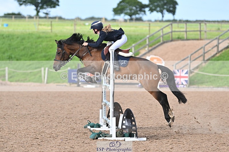 240628A-183300-01831 - Cls 6 Springboard 128cm + 138cm