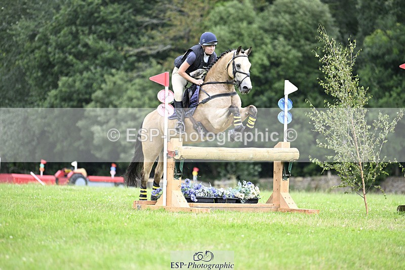 240804-113340-12067 - 316-Chloe_Dunn-TOWERHILL_SHAMIE