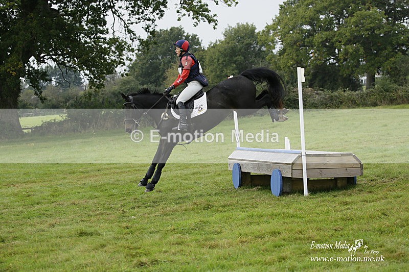  WWHT 171021 0916 - Open Novice (0.80m)  17/10/21