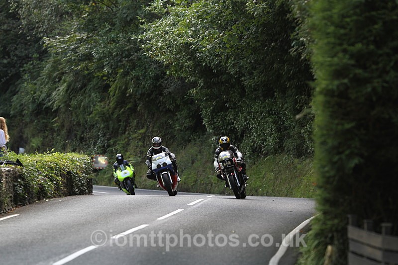 FOM_1026 - Classic TT Lap of honour