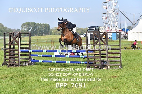 BPP_7691 - CLASS 6 Nisbets Fresh From The Farm & The Golf Inn 1.00m Amateur Championship