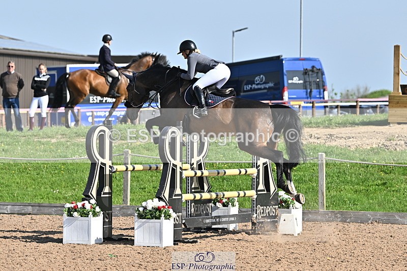 240509A-092004-00523 - Cls 8 Foxhunter