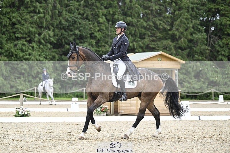 000101-213547-04357 - 407-REHY_REVELATION-Jack_Pinkney