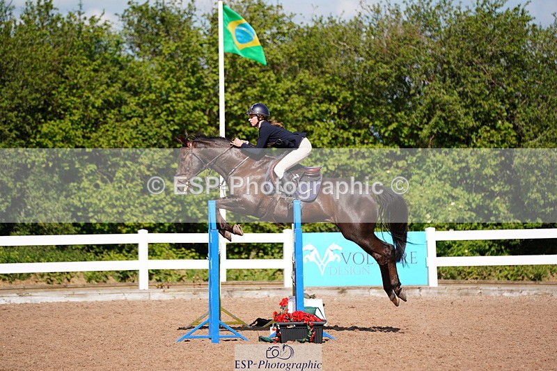 240525A-091112-05020 - Cls 13 Snr 1.05m and 1.10m