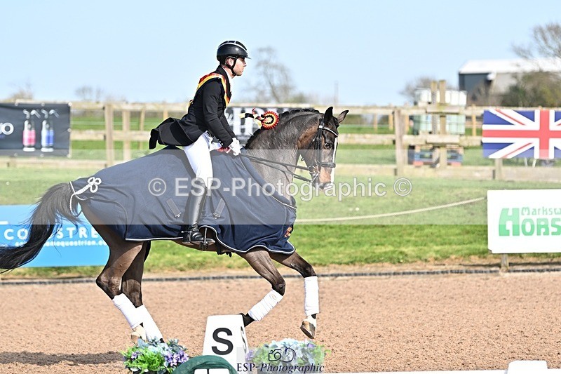 250404-155817-07332 - Cls 7 FEI Inter I Presentations