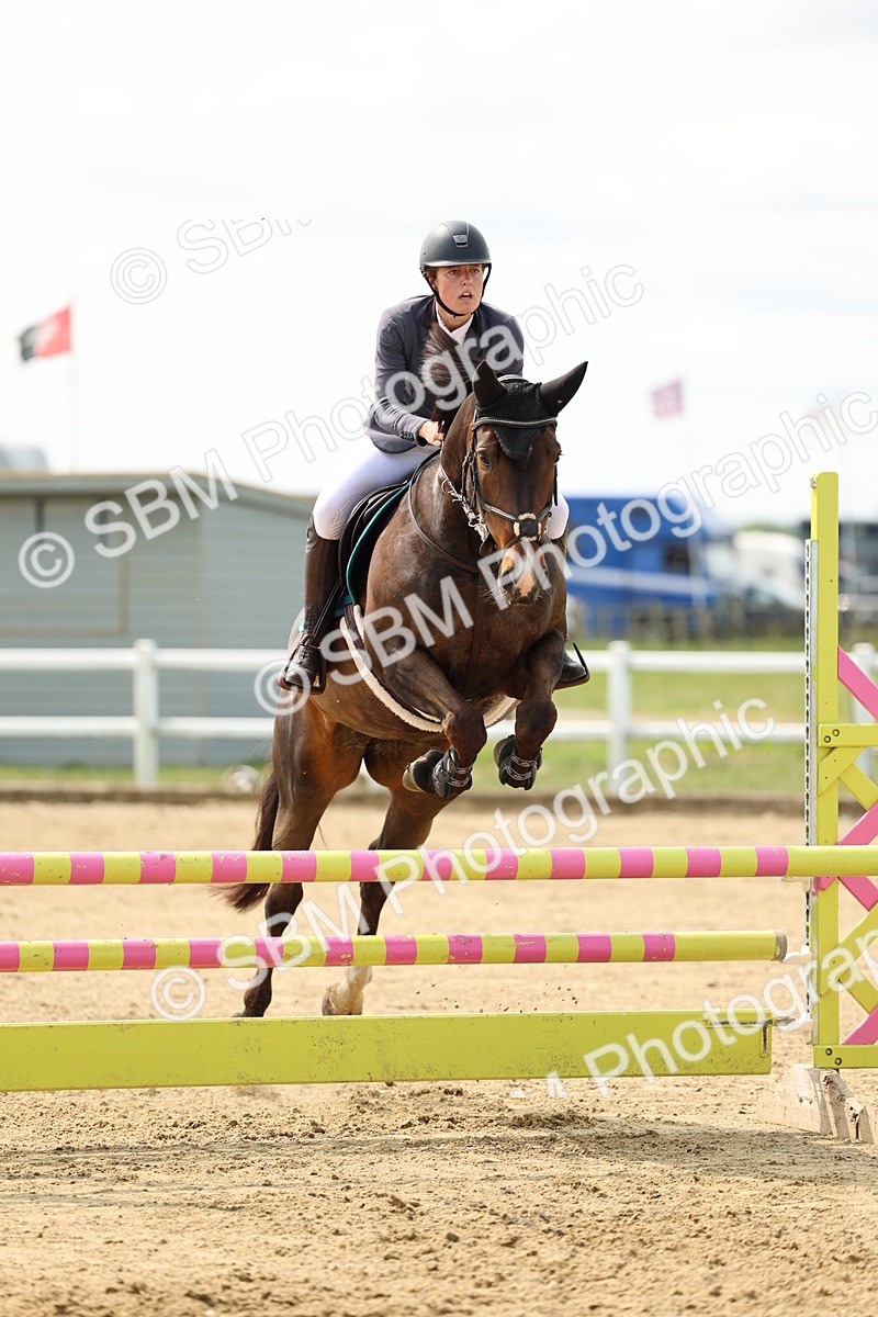 SBM_004569 - Class 16 - Senior British Novice - 90cm
