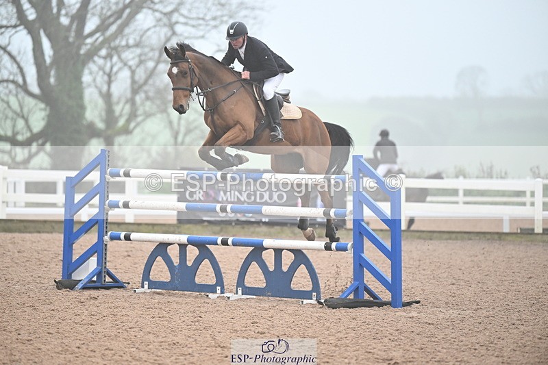 241102A-144643-05669 - SAT Cls 16 Winter 1.25 Jump Off