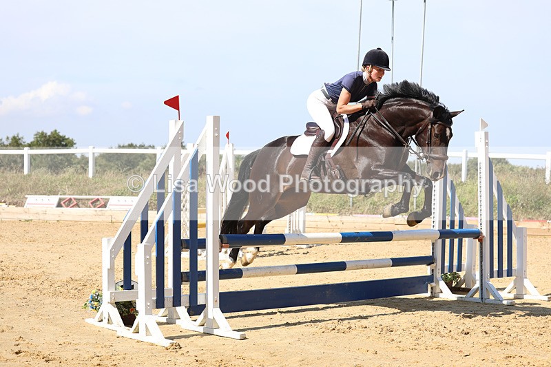 3E7A1325 - Class 9: 80cm Senior