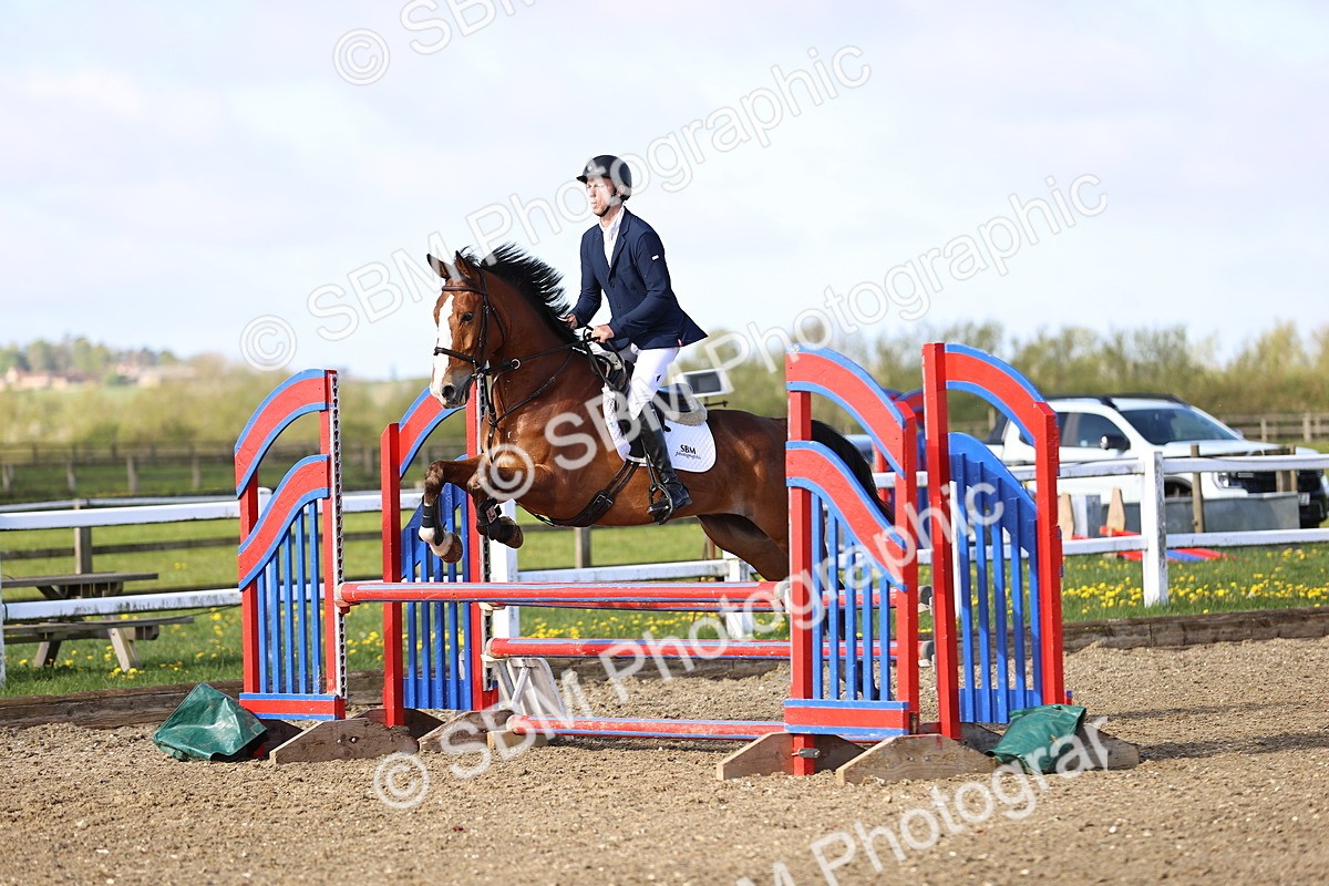 SBM_002926 - Class 14 - Clear Round