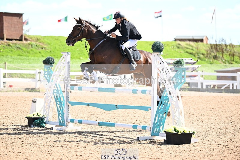 240914A-140747-07541 - Cls 24-S 1.05m Amateur Qualifier