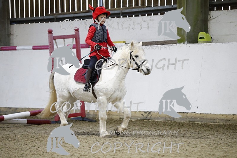 _T0A0698 - Class 1 Cross poles