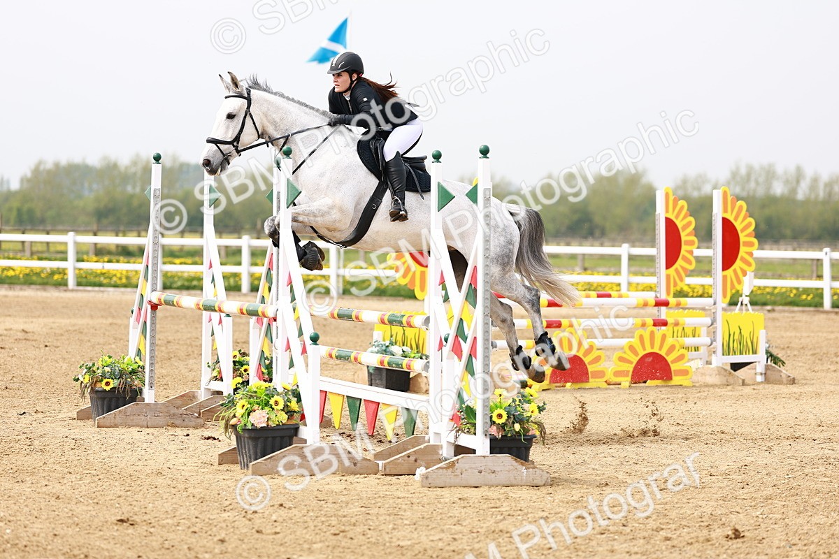  - Class 17 - Senior 1.05m