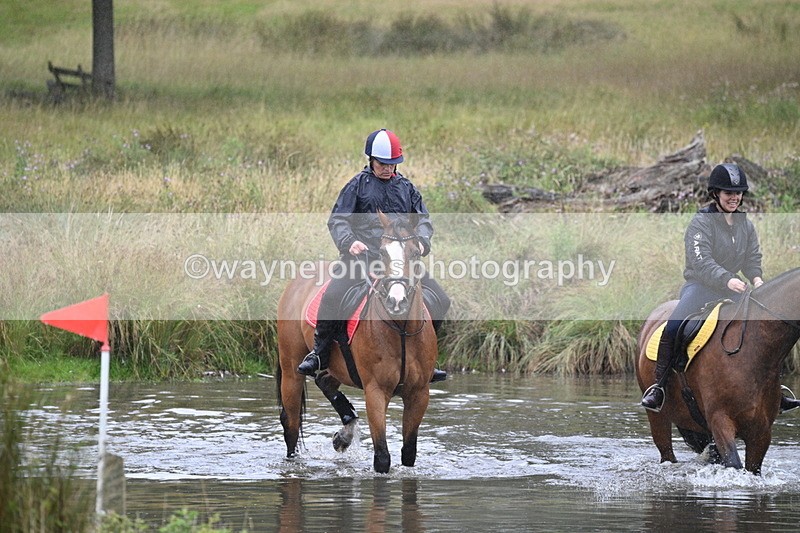 WJ7_8053 - Time at Water 11:06 to 11:21