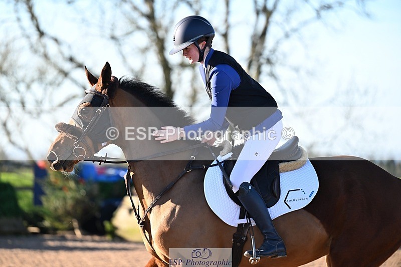 251130-102347-01369 - Cls 18 50cm Clear Round