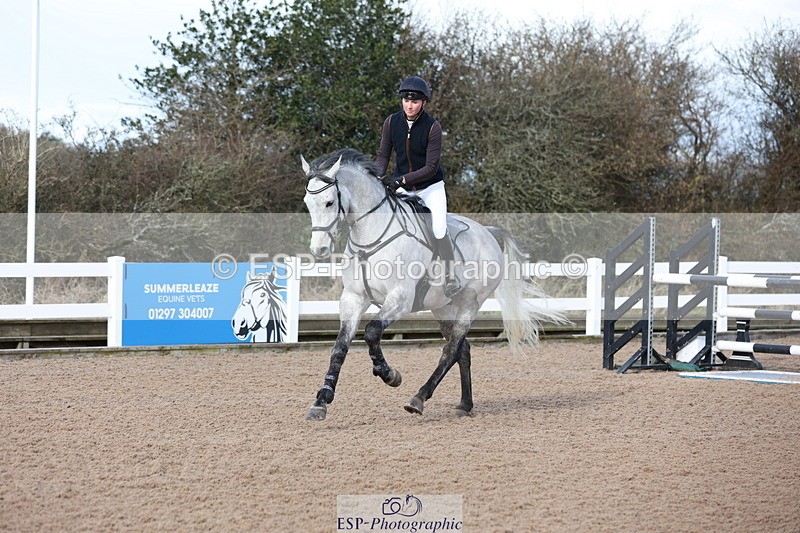 240223A-112318-00827 - Cls 4 Snr 1.05m Open