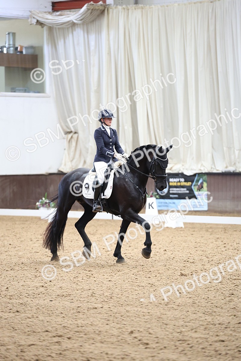 SBM_002784 - Class 5 - Novice 6 Gold - 10.24-11.30