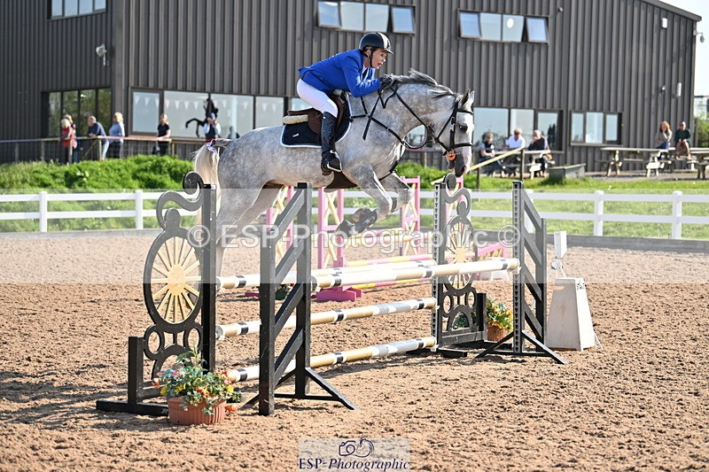 240509A-091036-00053 - Cls 1 British Novice and 90cm Open