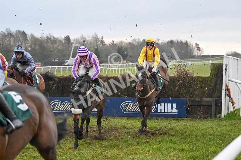 100225-Race 4-Onesoc-6679 - Race 4