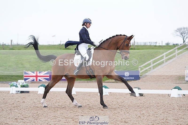 250403-164454-03424 - 005-Sara-Jane.Lanning-Choice