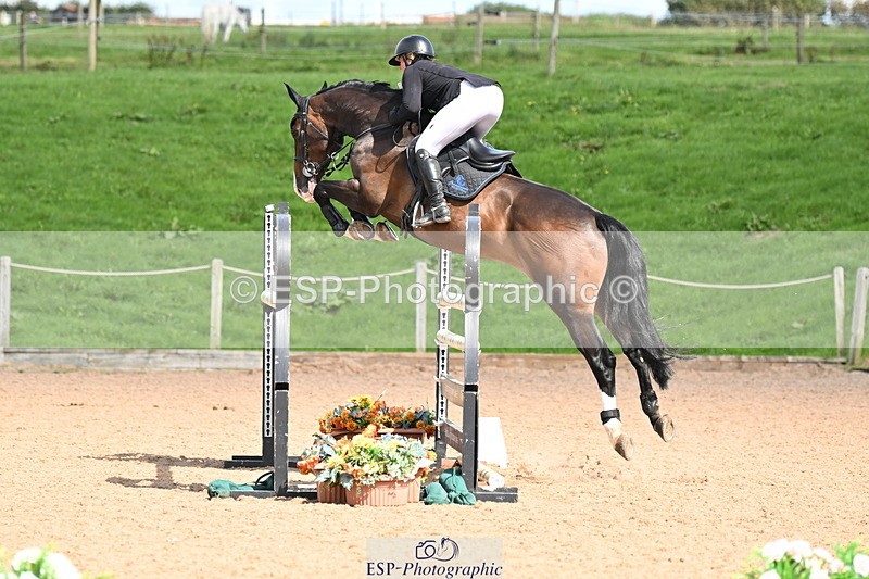 240913A-133502-04572 - Cls 15 Snr Foxhunter