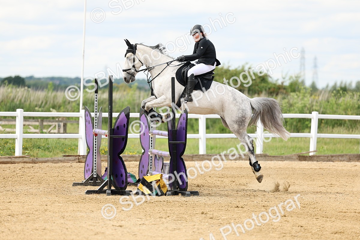 SBM_006089 - Class 19 - Senior Newcomers - 1.10m