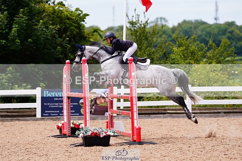 240629A-130650-05569 - Cls 18 Newcomers and 1m Open