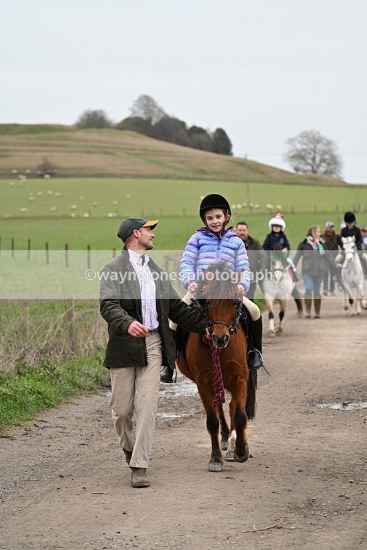 WJ7_1315 - Walk Home