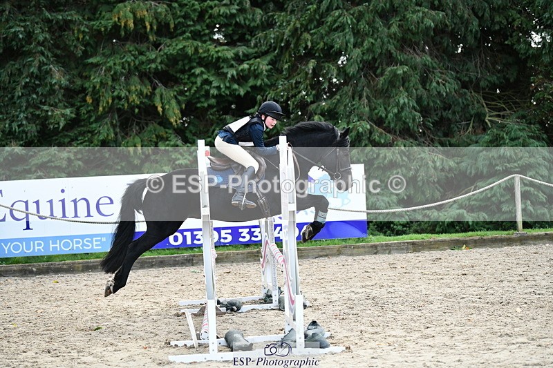 251004A-162650-02067 - Classes 10 & 11 80cm